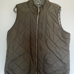 Reversible Olive Green Quilted/Fleece-Lined Vest, size Large